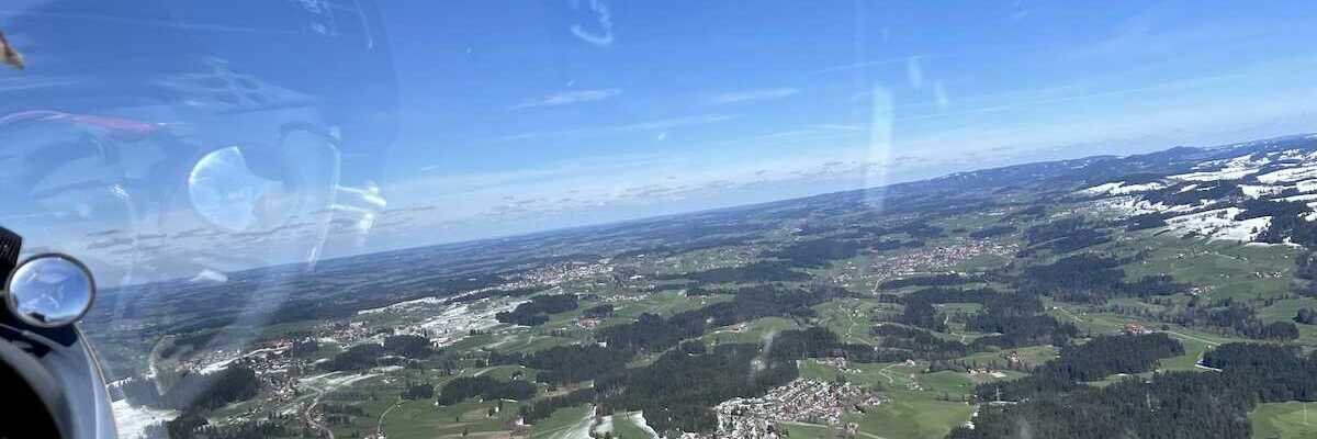Verortung via Georeferenzierung der Kamera: Aufgenommen in der Nähe von Gemeinde Langen bei Bregenz, Österreich in 1300 Meter